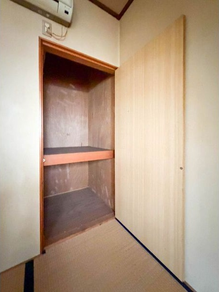 道徳新町4丁目貸家の収納