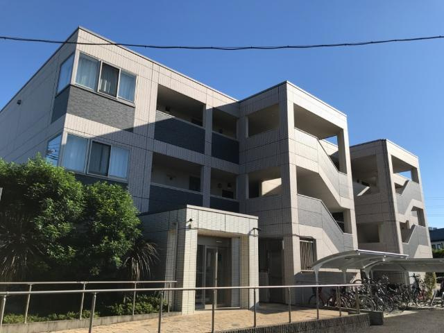 グランドパレスの外観