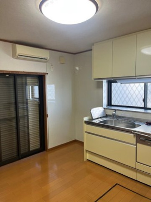 【居間・リビング】 | 篠原東戸建