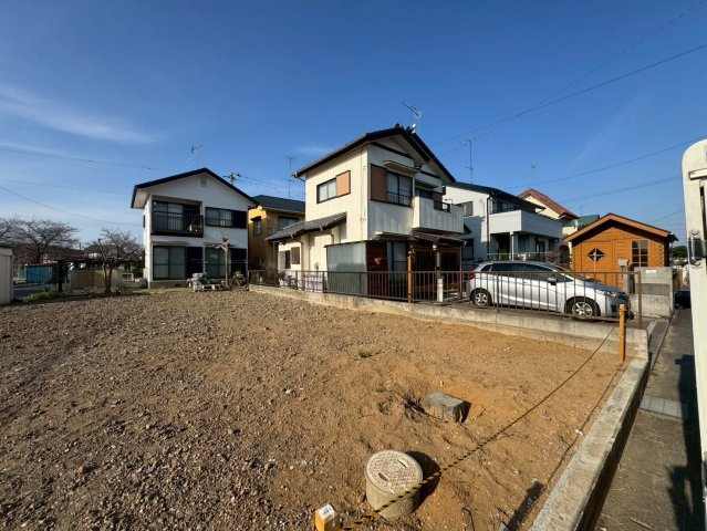 -三丁目不動産-　熊谷市上須戸　売地の外観