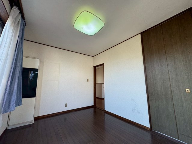 -三丁目不動産-　本庄市児玉町児玉　中古戸建の洋室
