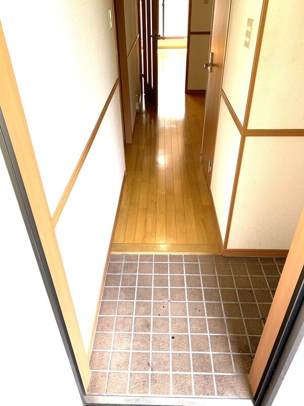 クレストヒルの玄関|※別号室の参考写真です