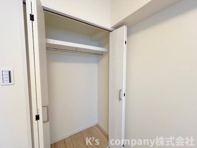 茅ヶ崎市南湖1丁目　ネオハイツ茅ヶ崎の収納|洋室4.1帖の収納スペース◇