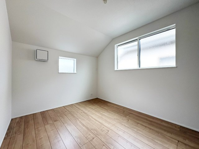 【子供部屋】 | 新座市片山3丁目　新築一戸建住宅　全1棟　(保谷店) | 2階5.25帖/お好みのインテリアで安らぐ癒し空間が生まれます。