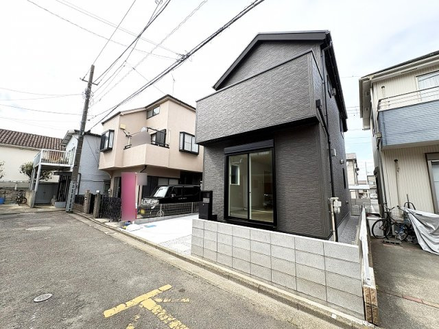 【外観】 | 新座市片山3丁目　新築一戸建住宅　全1棟　(保谷店) | スーパーとコンビニが徒歩10分以内にありお買い物の負担も少ないです。