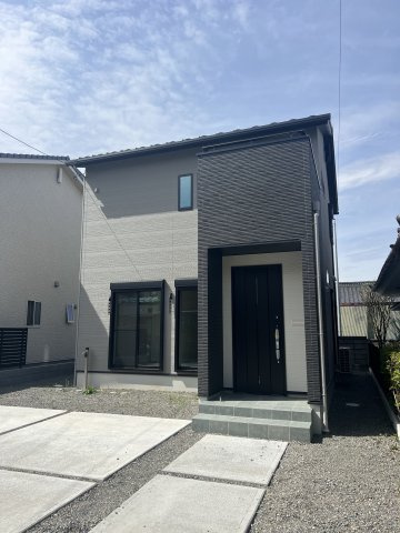 塩尻市大門三番町　新築住宅の外観