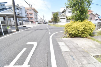 【前面道路含む現地写真】 | 鹿屋市寿4丁目　中古戸建