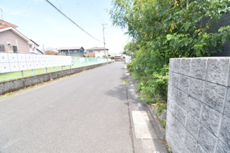 【前面道路含む現地写真】 | 鹿屋市寿4丁目　中古戸建