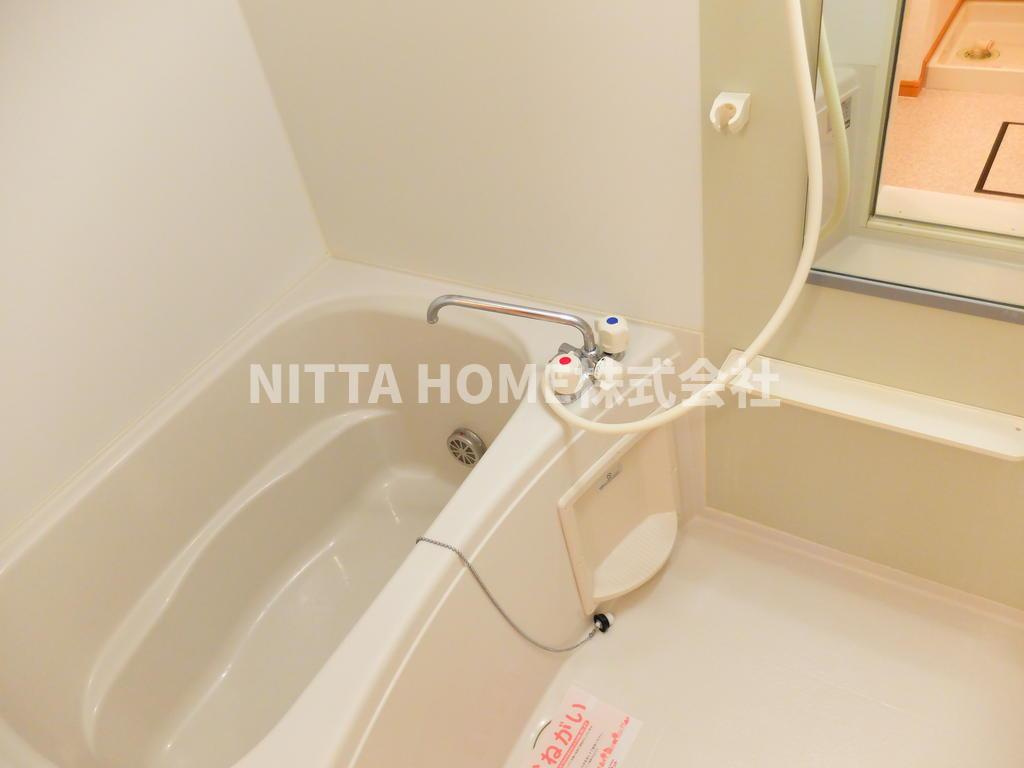 アンジェリートの浴室|バス・トイレは別々◎