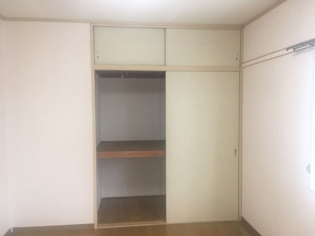ドミール穴川の収納