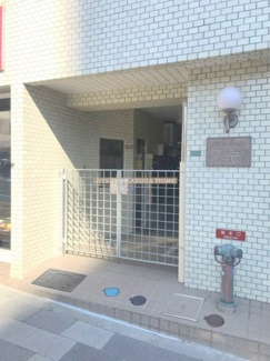 【エントランス】
