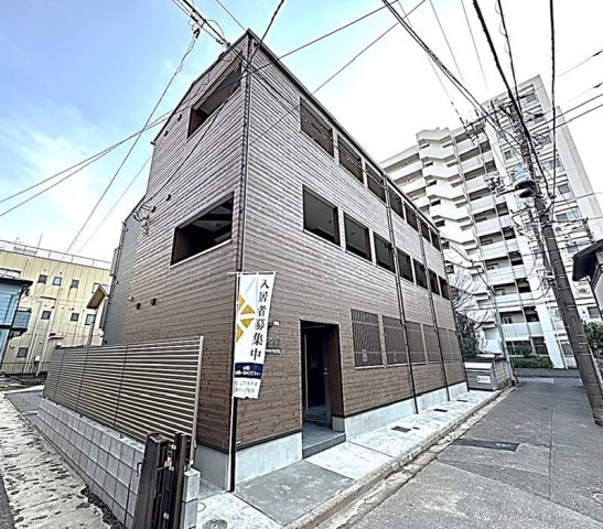 クアトロ本千葉