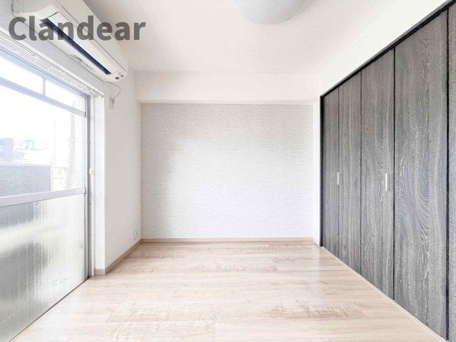 シュロス錦糸町の洋室