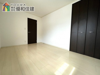 【洋室】 | 中古戸建　明石市松が丘１丁目
