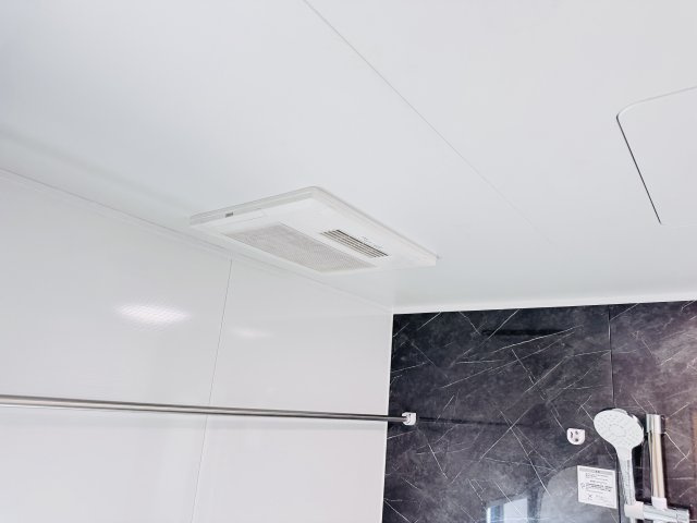 松戸市小金きよしケ丘４丁目新築戸建（小金きよしケ丘３期）の冷暖房・空調設備|雨の日も安心の浴室乾燥機つき