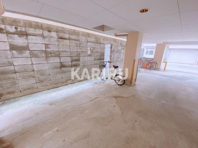 デザイナーズ8マンション のロビー
