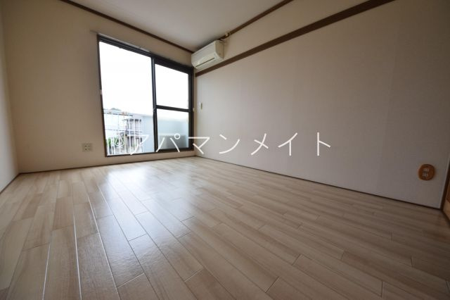 【居間・リビング】 | 第二サフランハイツ | 戸塚周辺ならアパマンメイトへＬｅｔｓ Ｇｏ ！