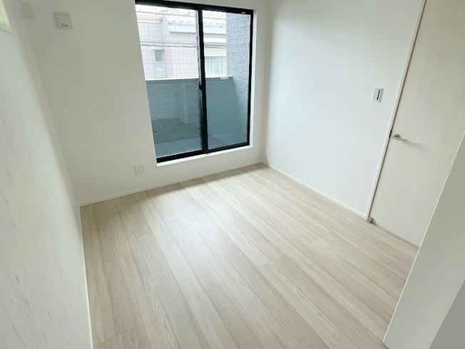 【内観：施工例】 | 川越市寺尾　新築一戸建住宅　全1棟　(ふじみ野店) | 【同社施工例/洋室】