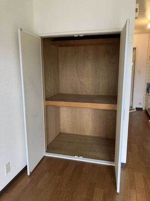 奥行のある収納です♪