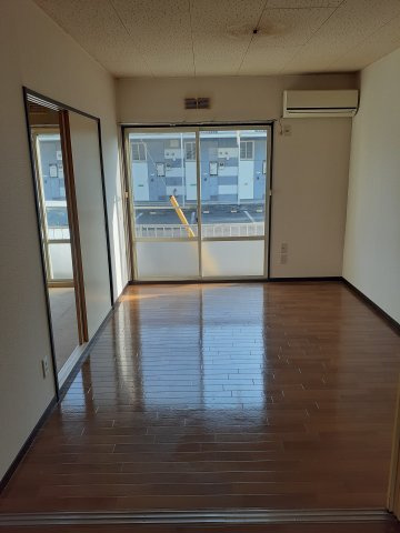 サンシティB棟の洋室|洋室です