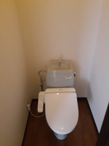 サンシティB棟のトイレ|落ち着いたトイレです