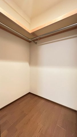 エスリード西宮甲陽園Ⅱ番館Ａｉｒｓの収納|WIC
