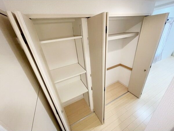 エルミタージュ名駅西の収納