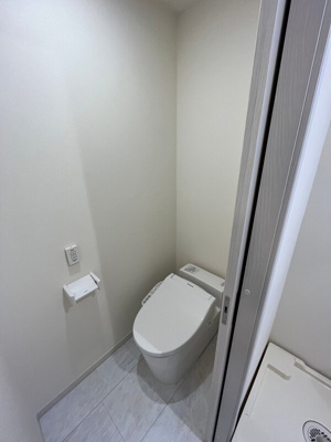 【トイレ】 | クアトロ本千葉 | 同一仕様写真