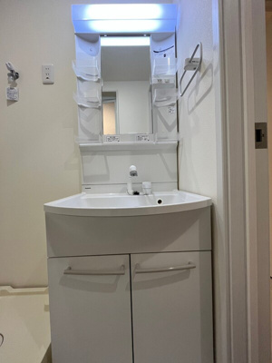 【独立洗面台】 | クアトロ本千葉 | 同一仕様写真