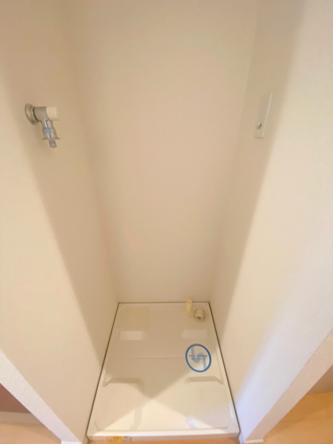 室内洗濯機置場です。（※別室写真参照）