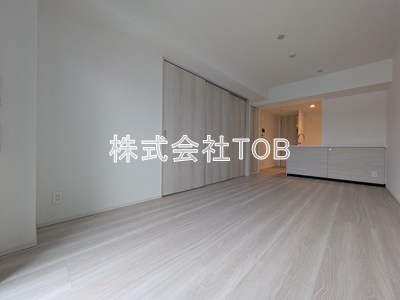 【居間・リビング】 | コンフォリア・リヴ永福町 | 12.9帖