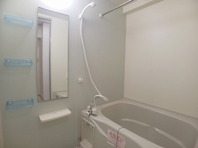 【浴室】 | グレイスガーデン岬（はな）の山 | ◆不動産すまラボの新プラン◆入居時の費用負担が0円で入居可能♪お気軽にお尋ねください♪