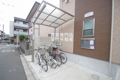 【その他共用部分】 | アムール橋本 | 敷地内駐輪場完備