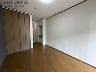 月見山ヒルズの居間