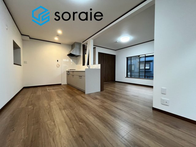 川越市南大塚6丁目　中古戸建の居間・リビング|8/22撮影
