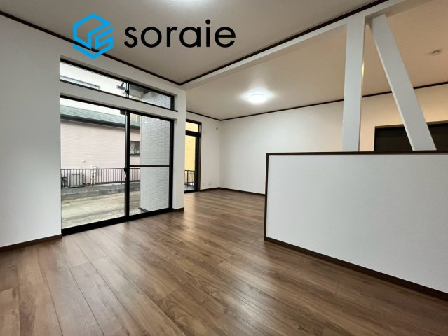 川越市南大塚6丁目　中古戸建の居間・リビング|8/22撮影