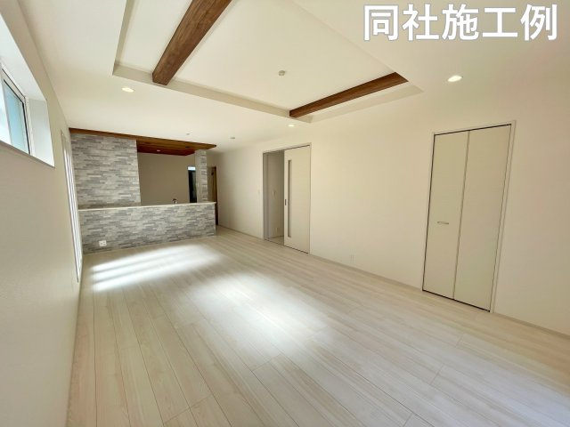 新築戸建　ブルーミングガーデン古世町3丁目の居間・リビング|同社施工例
