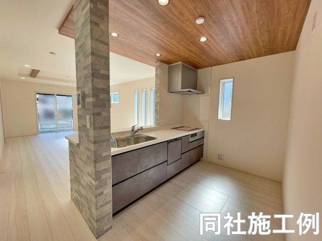 新築戸建　ブルーミングガーデン古世町3丁目のキッチン|同社施工例