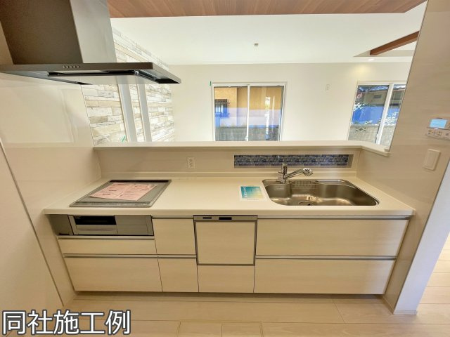 新築戸建　ブルーミングガーデン古世町3丁目のキッチン|同社施工例