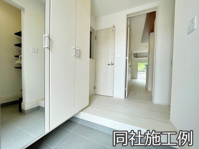新築戸建　ブルーミングガーデン古世町3丁目の玄関|同社施工例