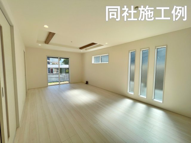 新築戸建　ブルーミングガーデン古世町3丁目の居間・リビング|同社施工例