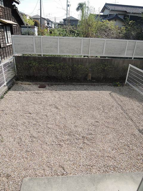 アンセートル城屋敷Ｂの庭