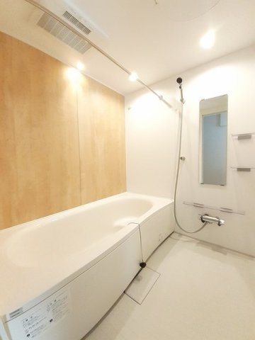 中村家　ＲＯＮＤＥＮの浴室|お風呂で日々の疲れを落としましょう