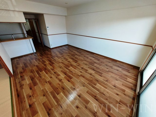 ボンヌシャンス 壱番館の居間・リビング