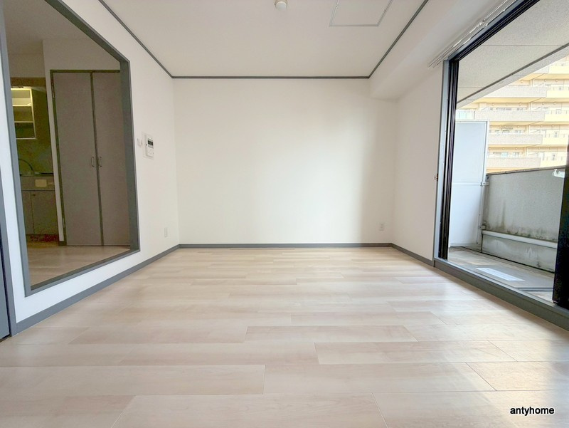 ゴックス南森町　仲介手数料無料の洋室