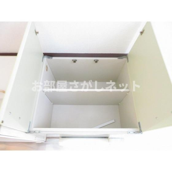 Ｓ・Ｋハウスのキッチン|キッチン上収納