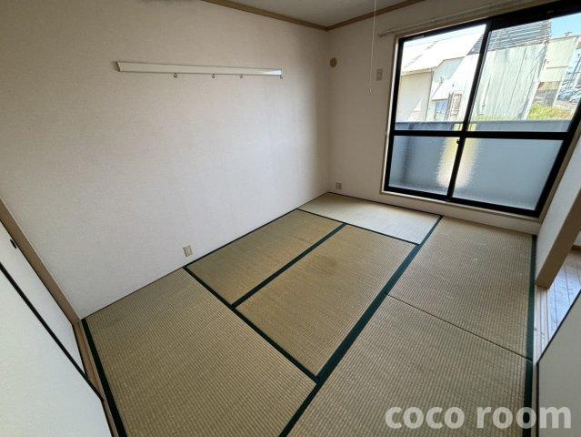 ウィンズIの和室