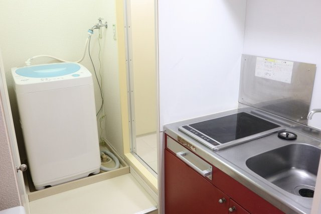 レオパレスＦａｒｅのキッチン|家具家電付きの為、すぐに新生活がスタート出来ます！