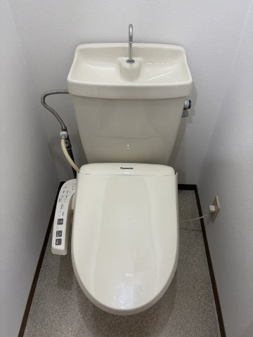 ボヌール八橋Ａのトイレ|温水洗浄便座