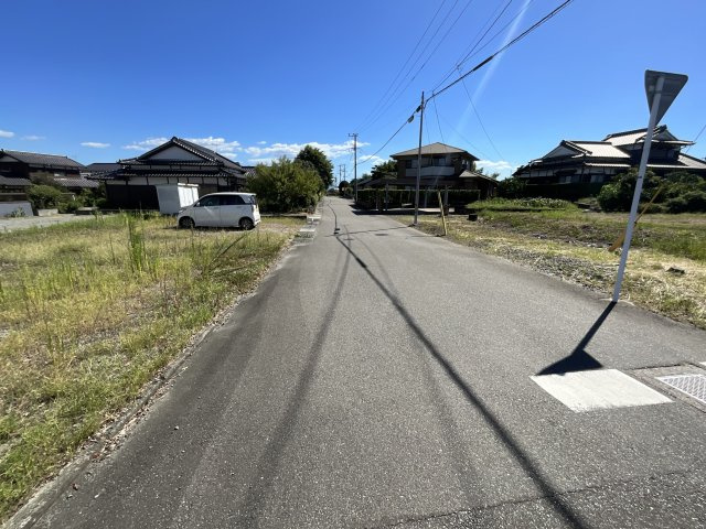 朝倉市古賀　売り土地の前面道路含む現地写真|前面道路含む現地写真です